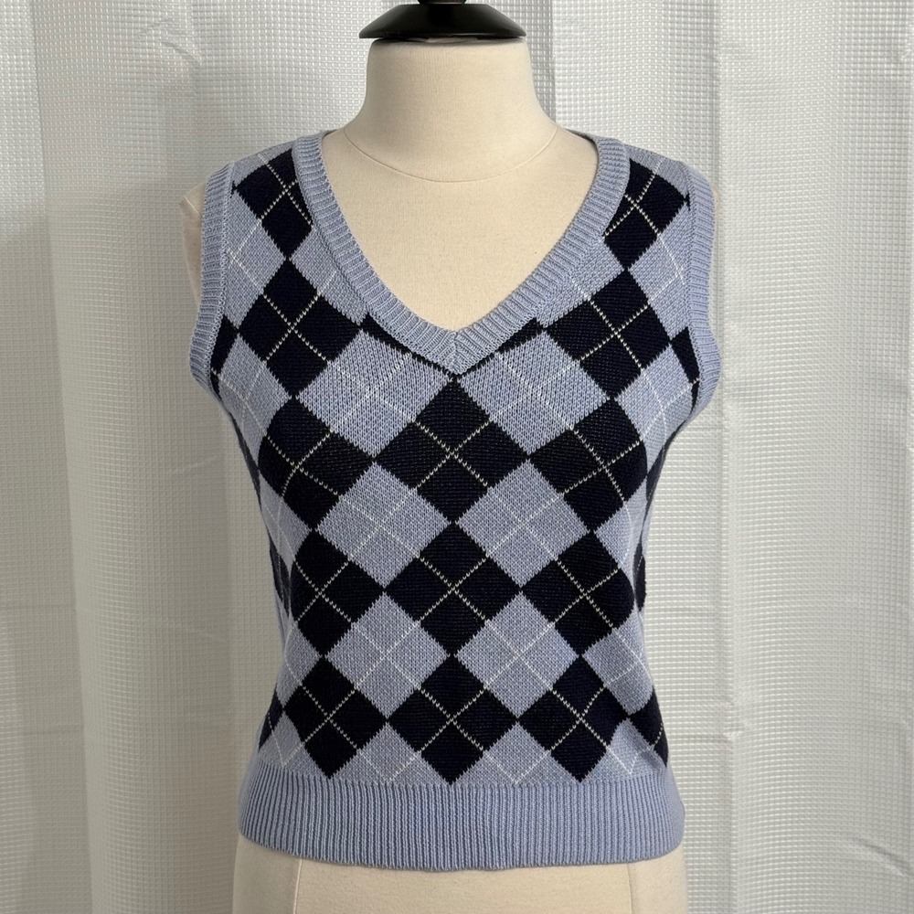 Stitch & Pine Argyle Sweater Vest Classic V-Neckline Ribbed Knit Trims